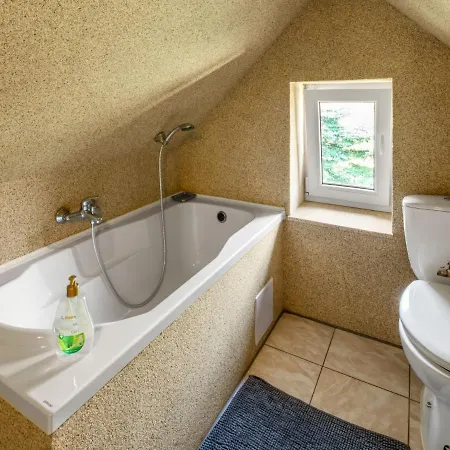 By Interhome Domek alpejski Kovářská